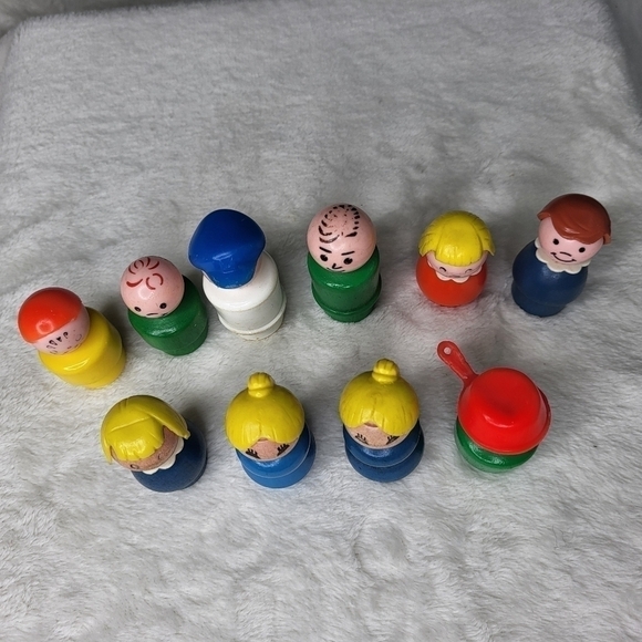 Fisher Price Little People Lot. Some Wooden, Some Plastic. - Picture 2 of 7